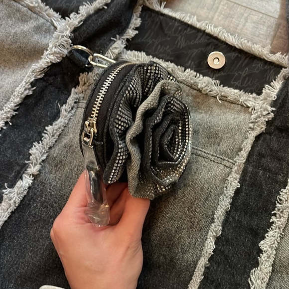 Steve Madden Denim Tote - Picture 14 of 16